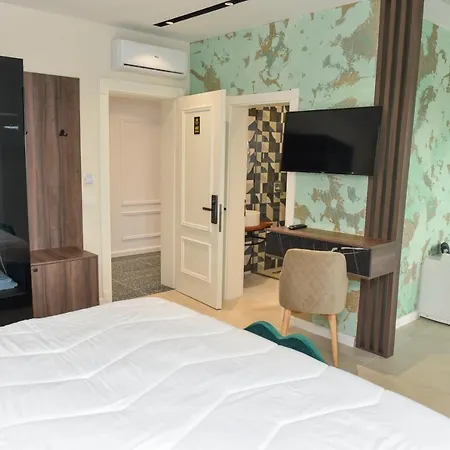 Royal Hotel 4*